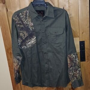 Tallwoods Element Wear Mens Button Down Shirt..L